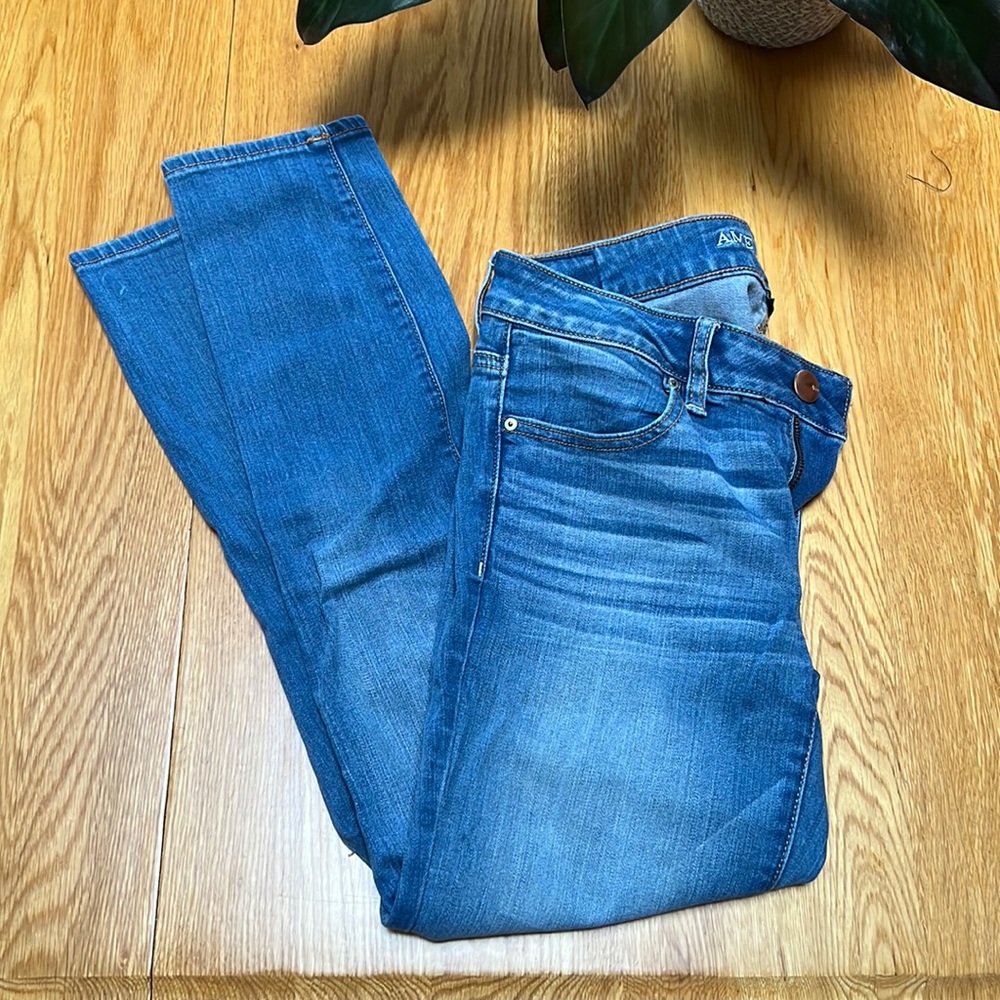 American Eagle Cropped Jeans